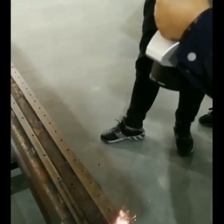 手持式激光清洗機(jī)